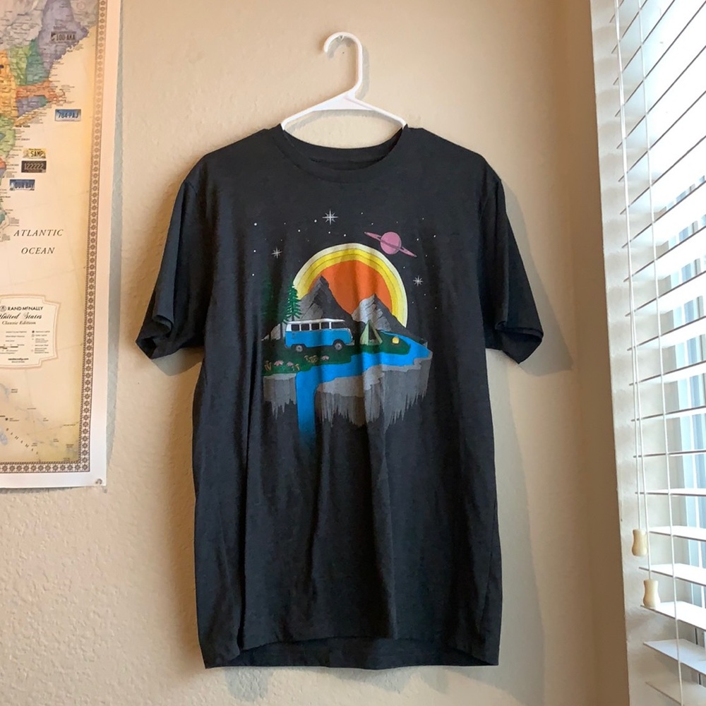 Curbside Women’s Grey Graphic T-Shirt
